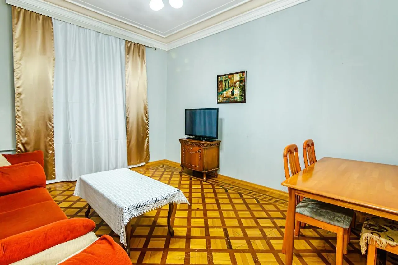 Adidas Sweet Apartment Baku 0*,